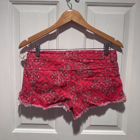 Vanilla Star Red Bandana Lace Sides Juniors Jean Shorts Size 9 - Picture 4 of 4